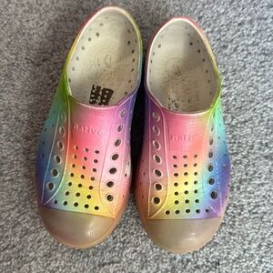 Native Kids Jefferson Sugarlite - Rainbow - Size 10 - Well loved!